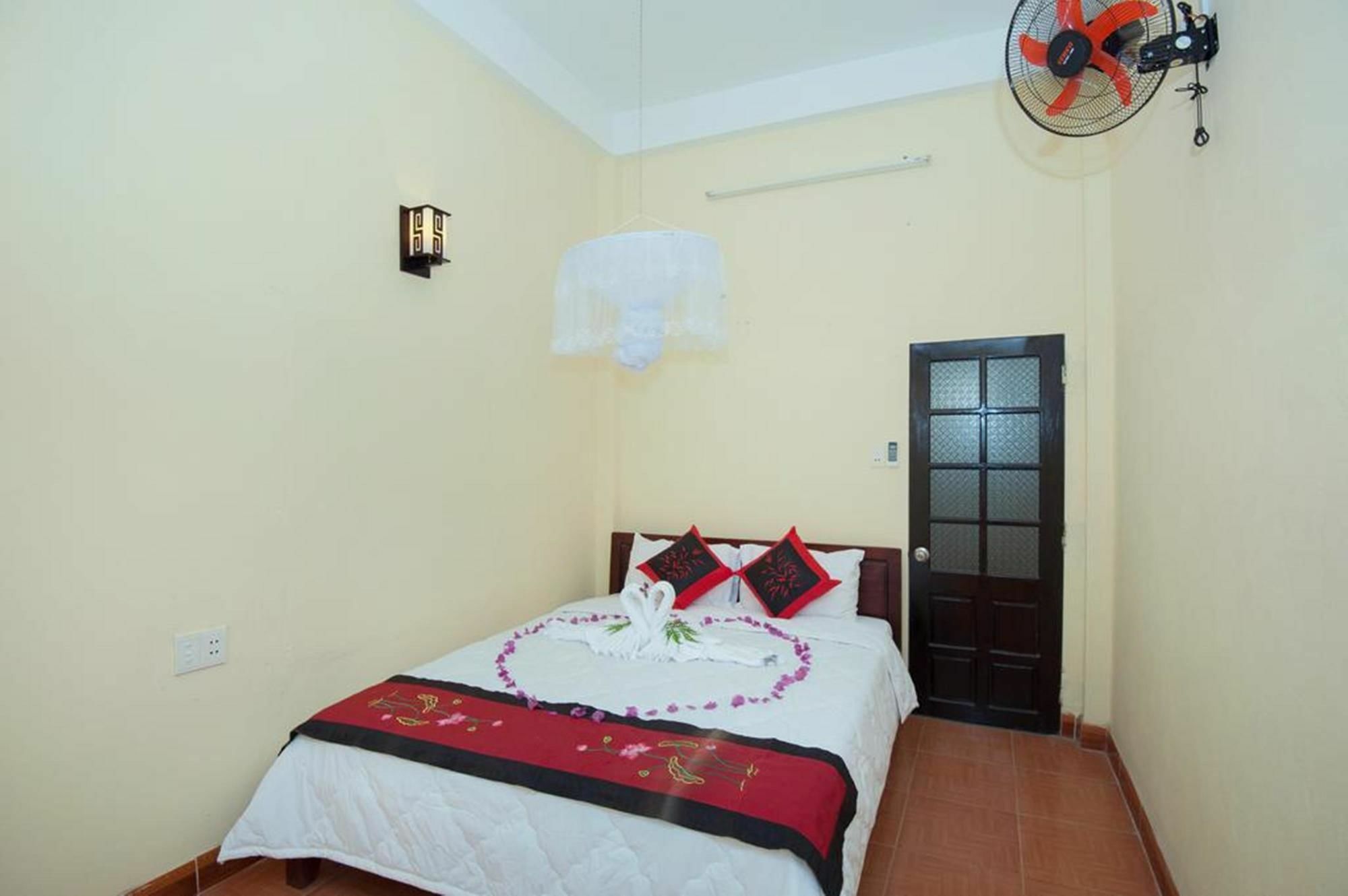 Bougain Villeas Homestay Hoi An Exterior foto