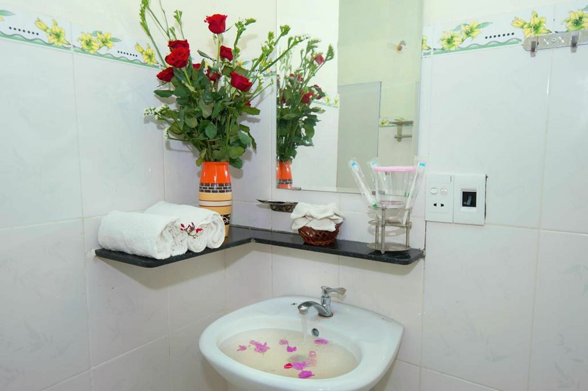 Bougain Villeas Homestay Hoi An Exterior foto